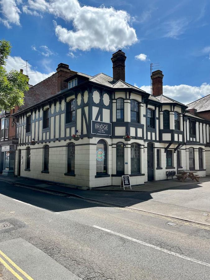 The Bridge Inn Tenbury Exteriör bild